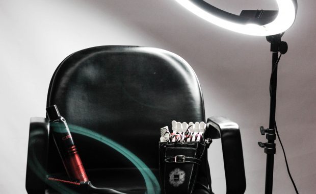 Agencia de Marketing para influencer Maquilladoras Barberías y salones de belleza