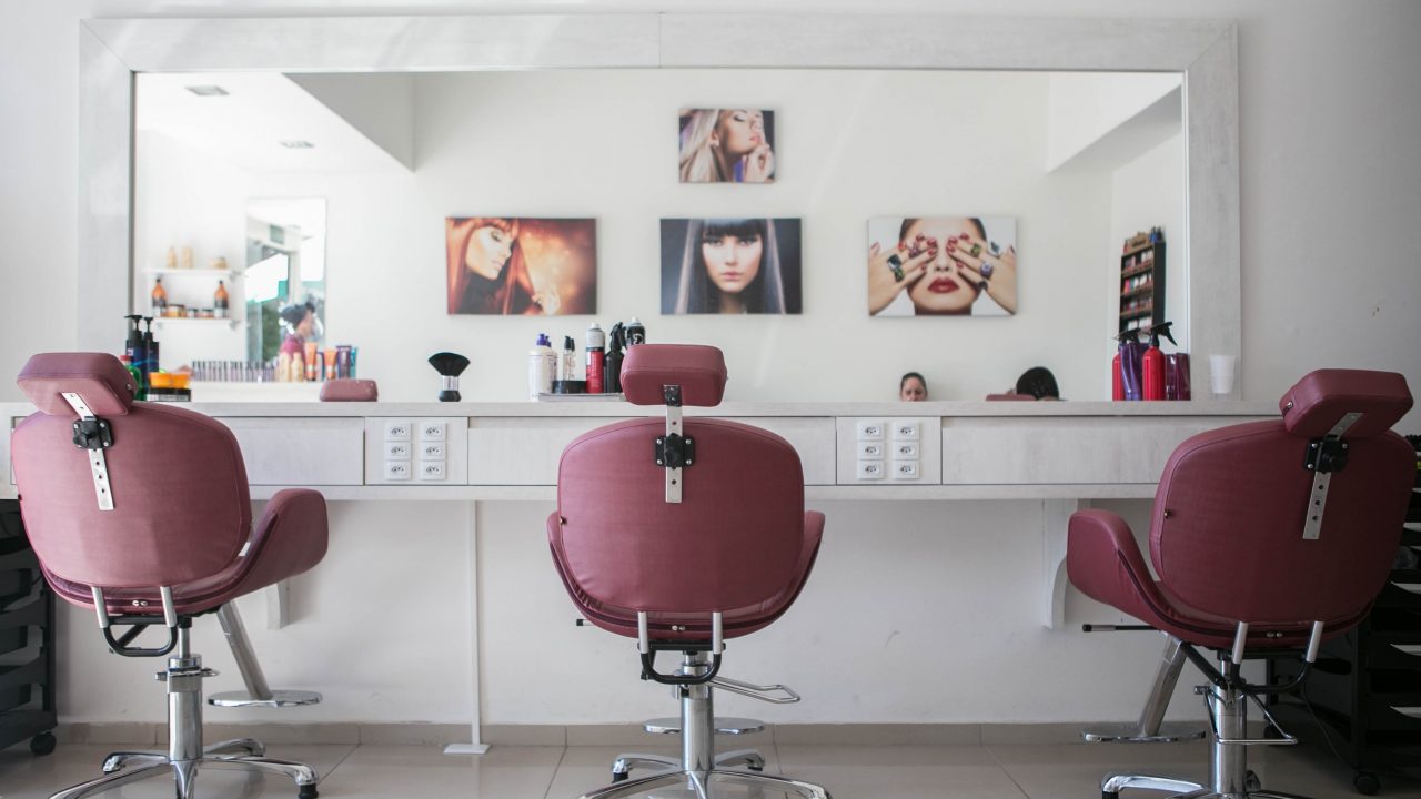 agencia de marketing para salones de belleza maquilladores y peluqueros